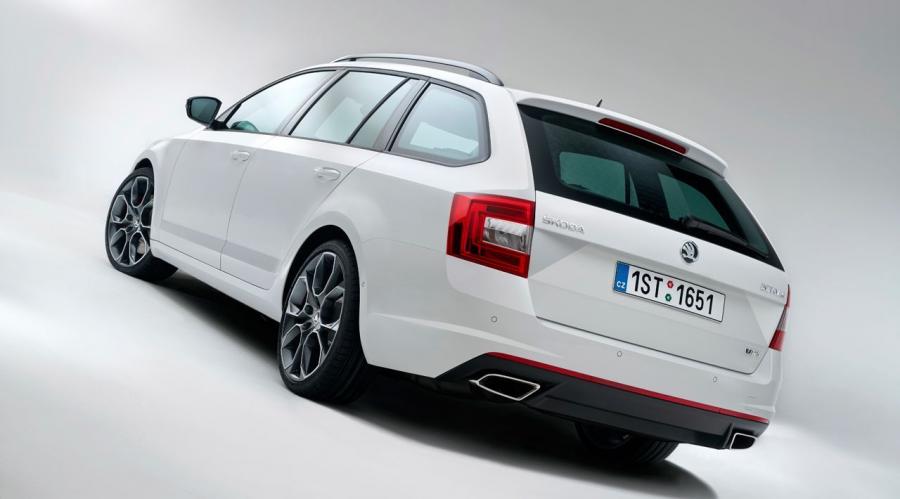  Skoda Octavia vRS 2013 года  (фото 2 из 5)